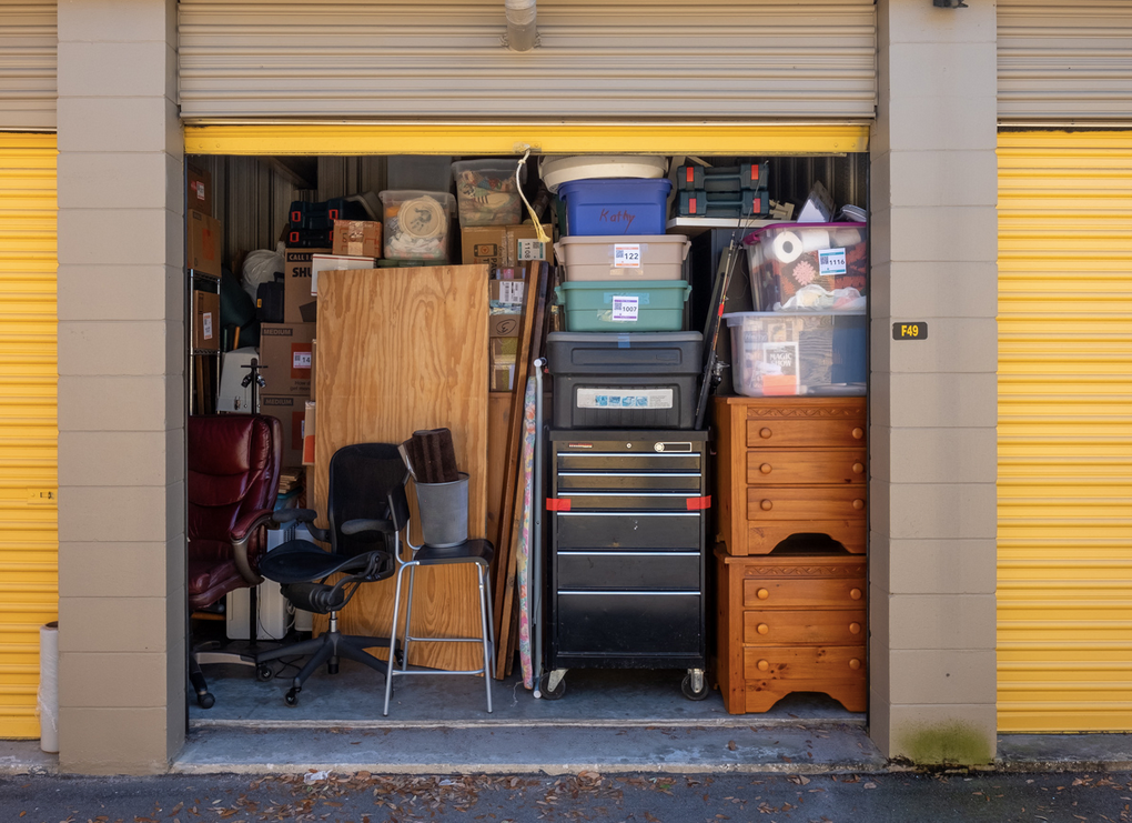 storage unit cleanout