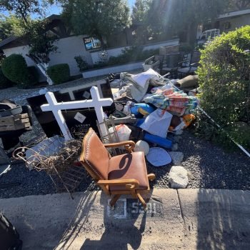 bulk trash pickup in arcadia