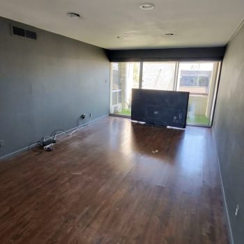 grayhawk apartment clean out